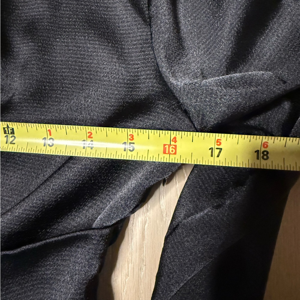 Equipment NWT Adisa Womens Satin V-Neck Wrap Dress Black Asymmetrical Hem Size 2 - Picture 8 of 10